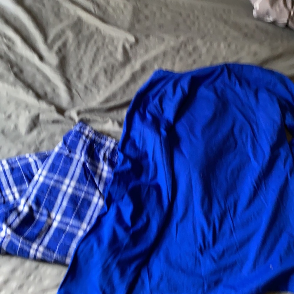 Comfy PJs up - Picture 2 of 2